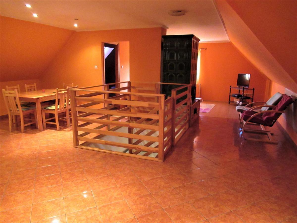 Menyhart Apartman Gyenesdiason 6 Fo Reszere Εξωτερικό φωτογραφία